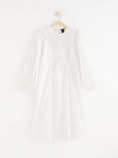 Long sleeve dress with embroidery | Lindex UK