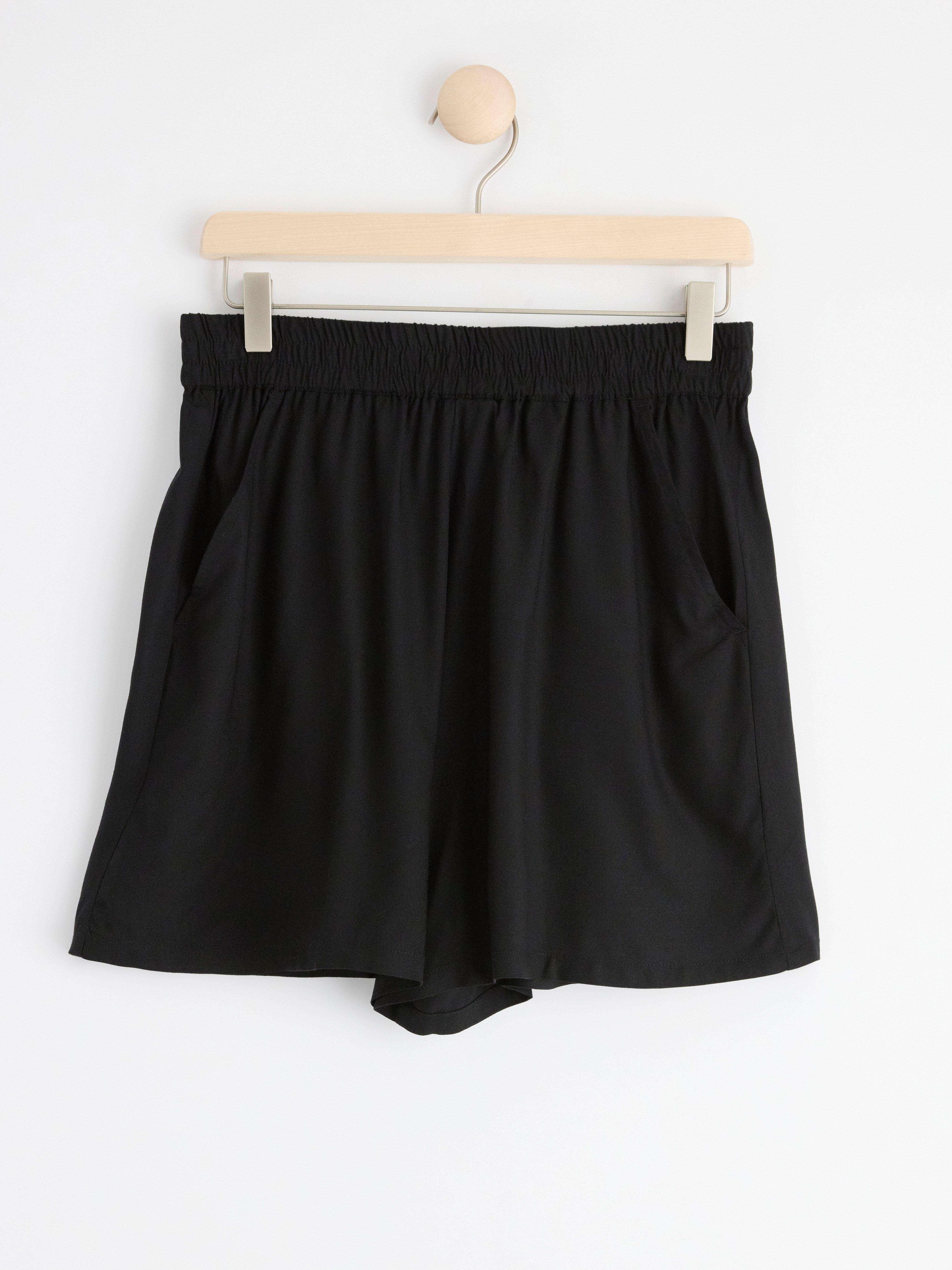 Only Black Viscose Shorts