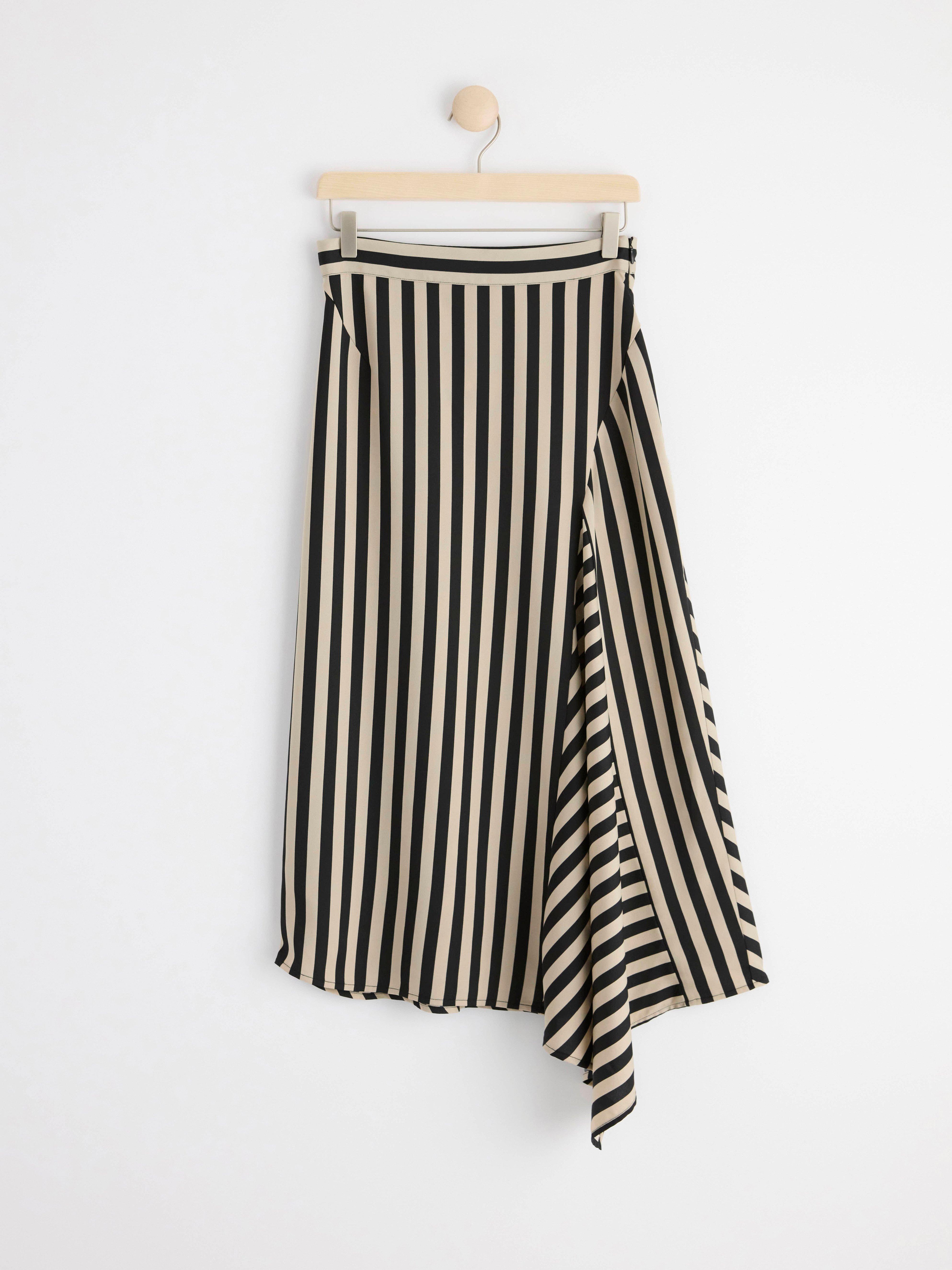 Asymmetrical midi skirt Lindex