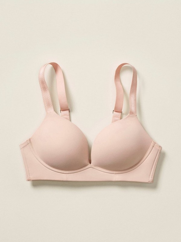 The Wirefree  t-shirt bra – Closely