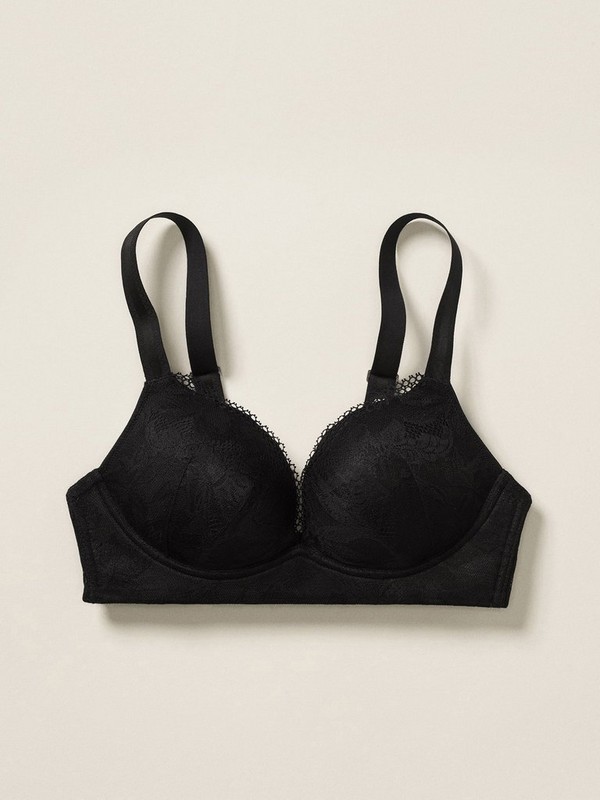 The Lace  wirefree bra  – Closely