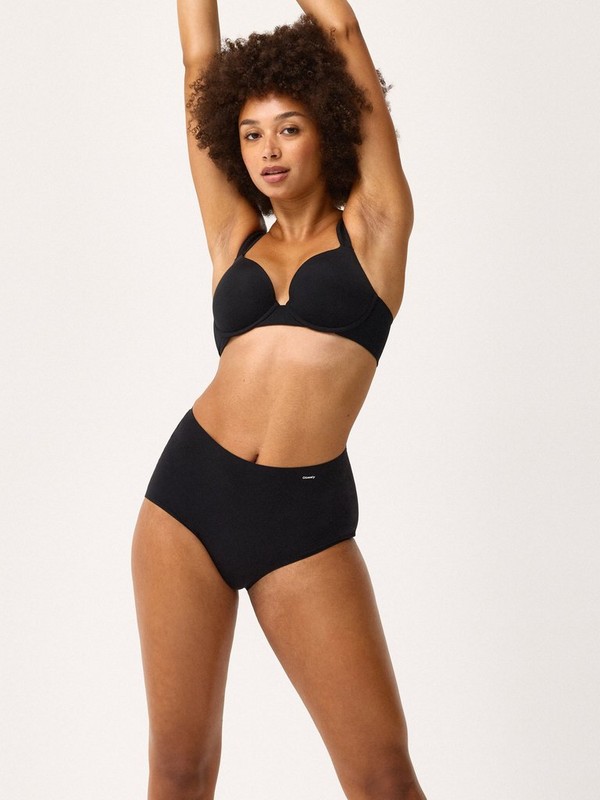 The Freedom high waist brief  – Closely