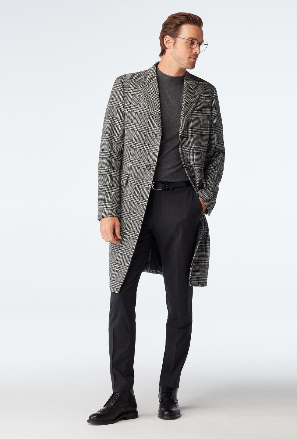Heartford Houndstooth Black and White Overcoat