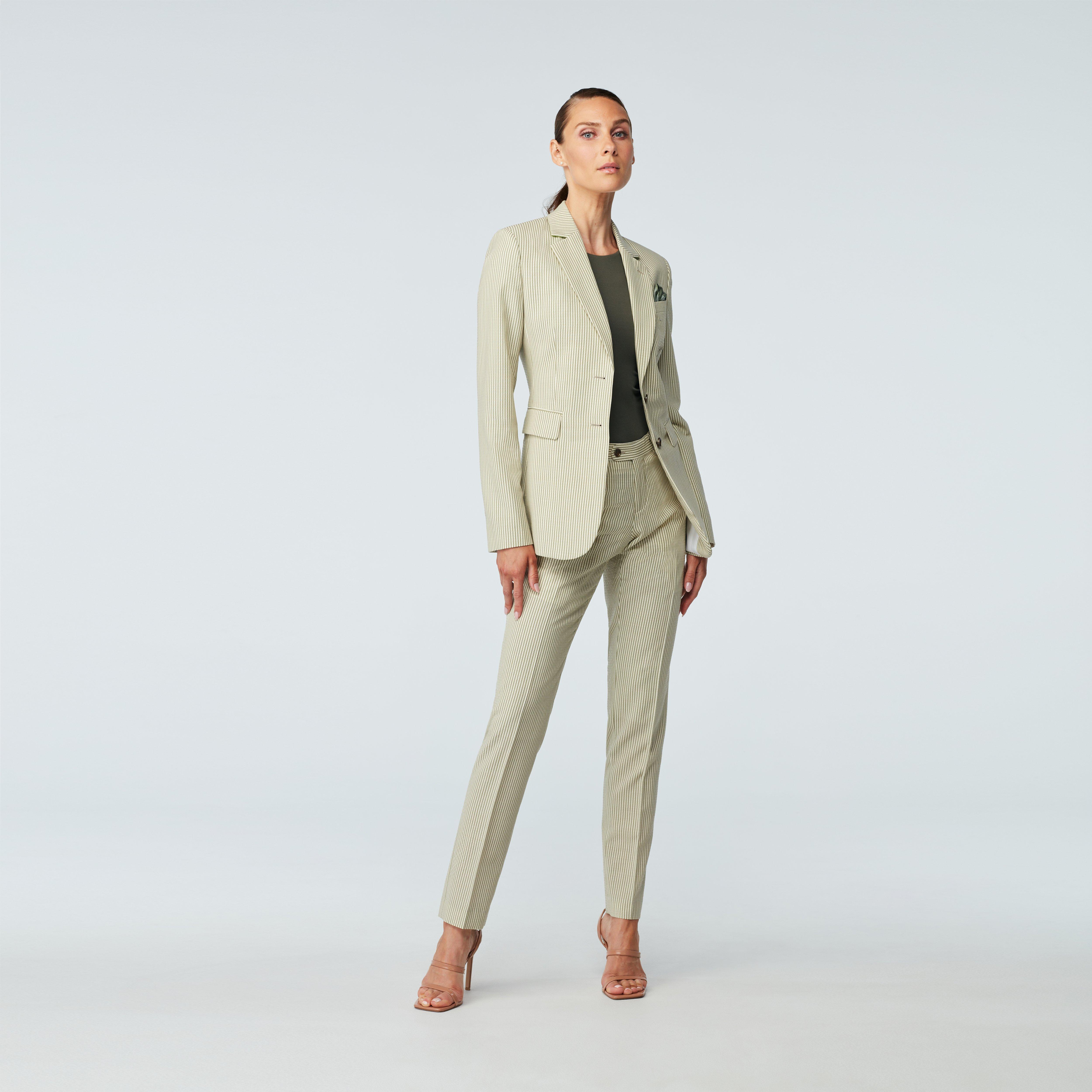 What To Wear With Olive Blazer Women