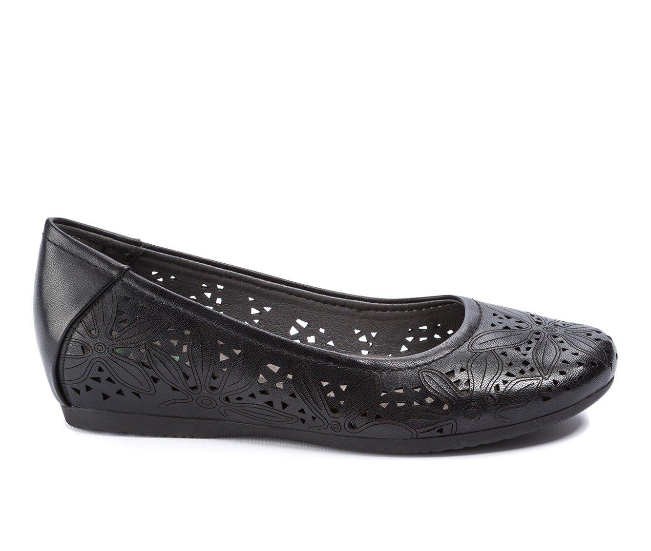 Women's Baretraps Mariah Flats Shoe Carnival