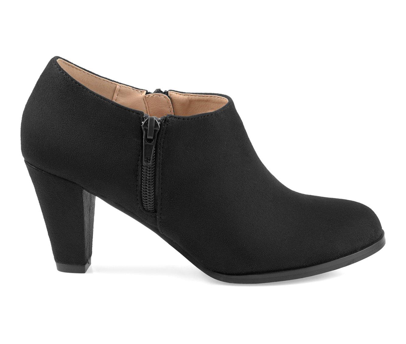 journee collection womens sanzi booties stacked heel