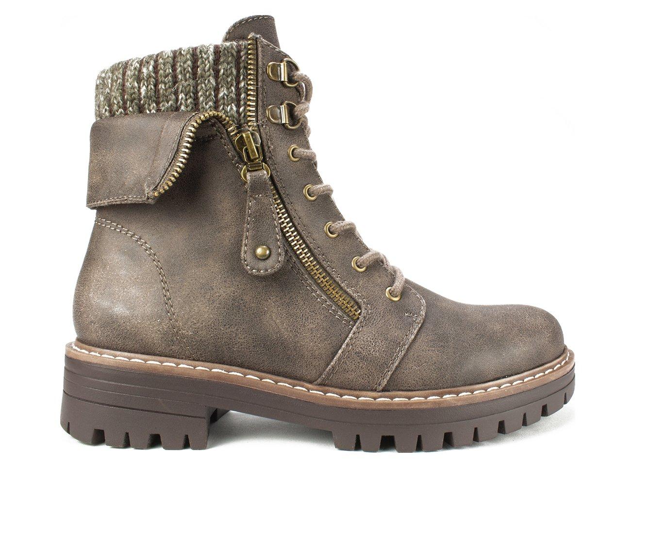 Women's Cliffs by White Mountain Mandy LaceUp Boots