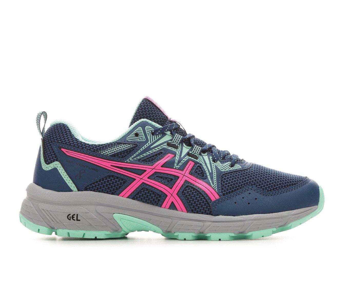 Asics hot sale hiking shoes