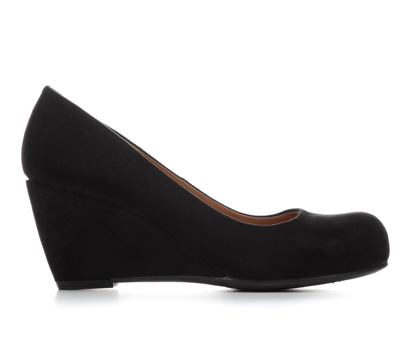 Black wedge outlet heels closed toe