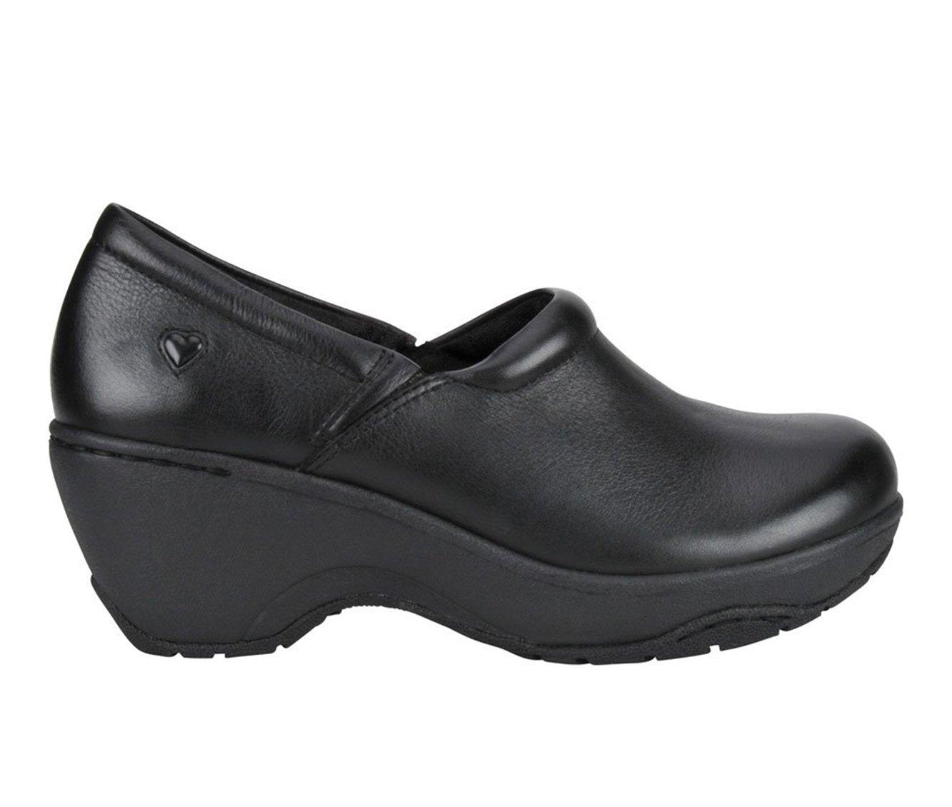 Nursing clogs near on sale me