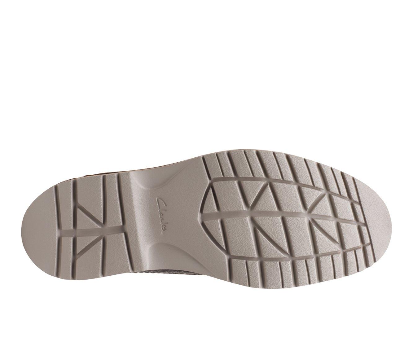 Men's Clarks Eastford Mid Chukka Boots | Shoe Carnival