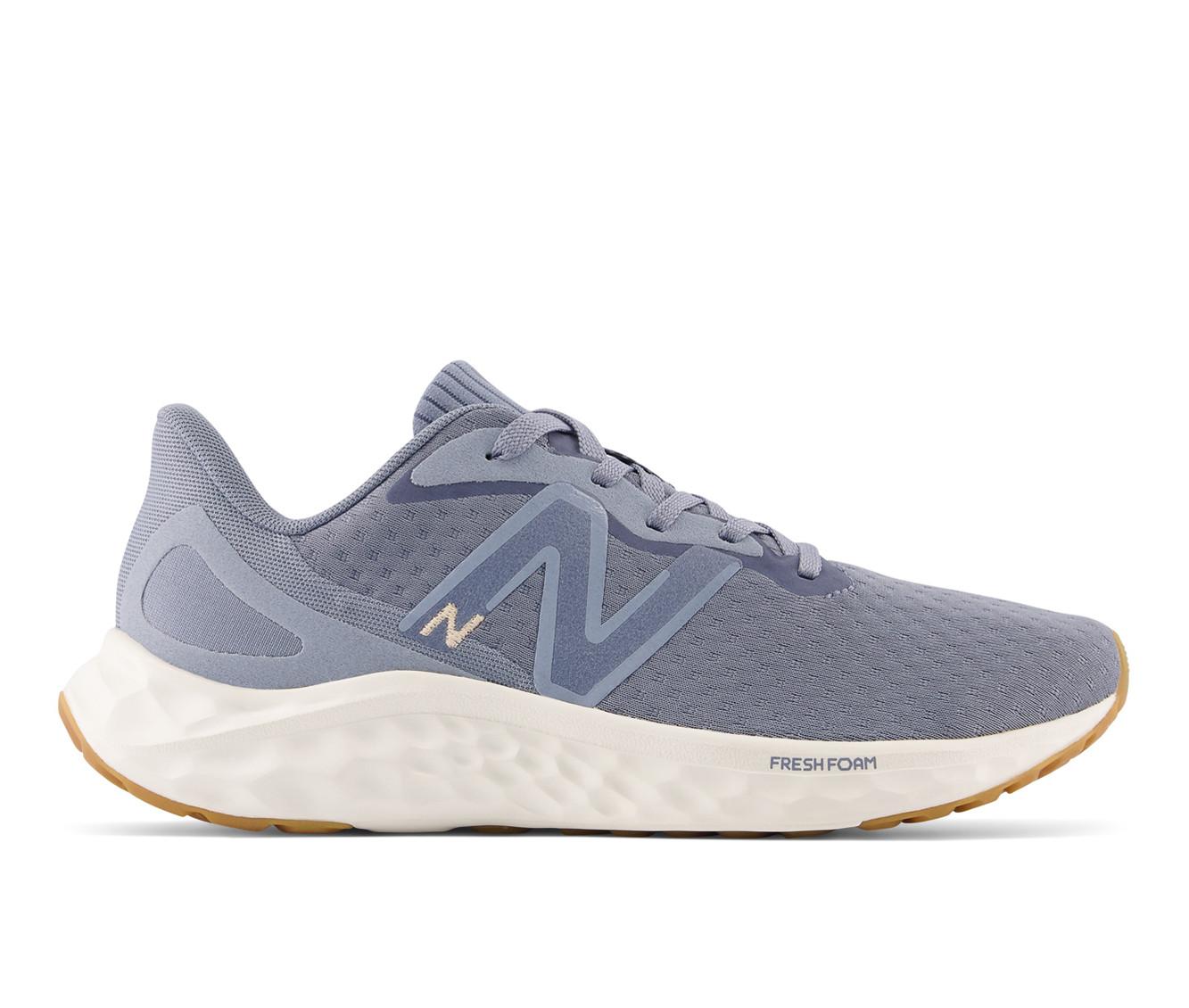 Does shoe carnival store sell new balance