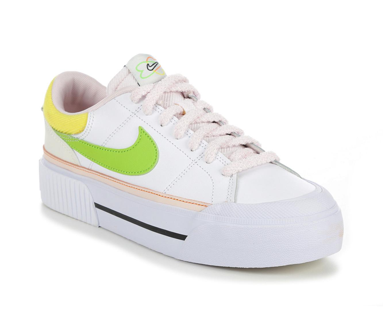 Cabecear Perspectiva chisme Women's Nike Court Legacy Lift AP Platform Sneakers