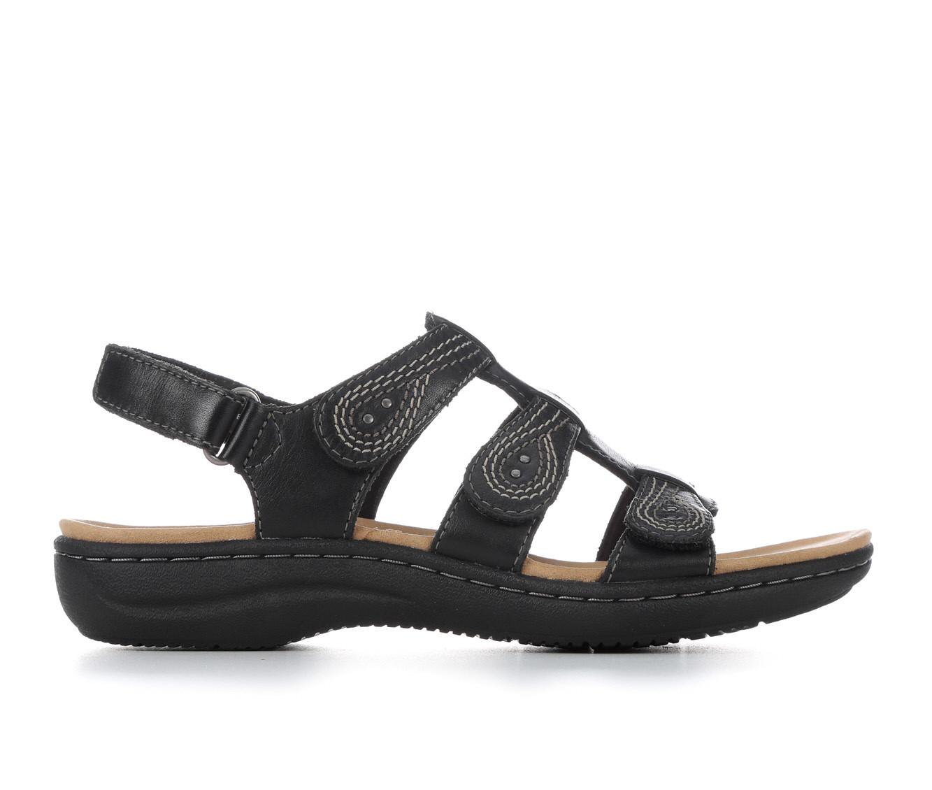 Clarks wide best sale width sandals