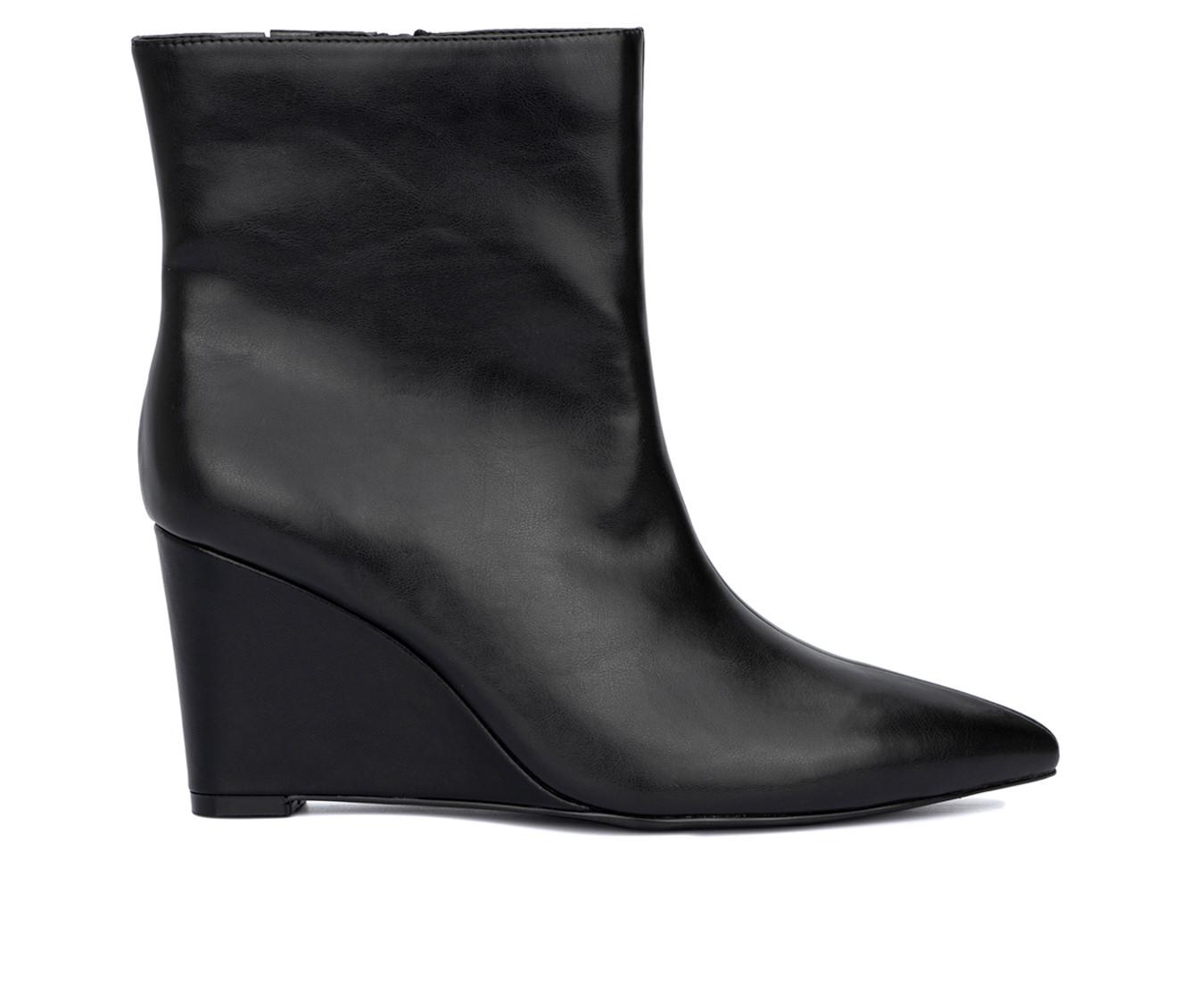 Fashion to Figure Hayley Booties