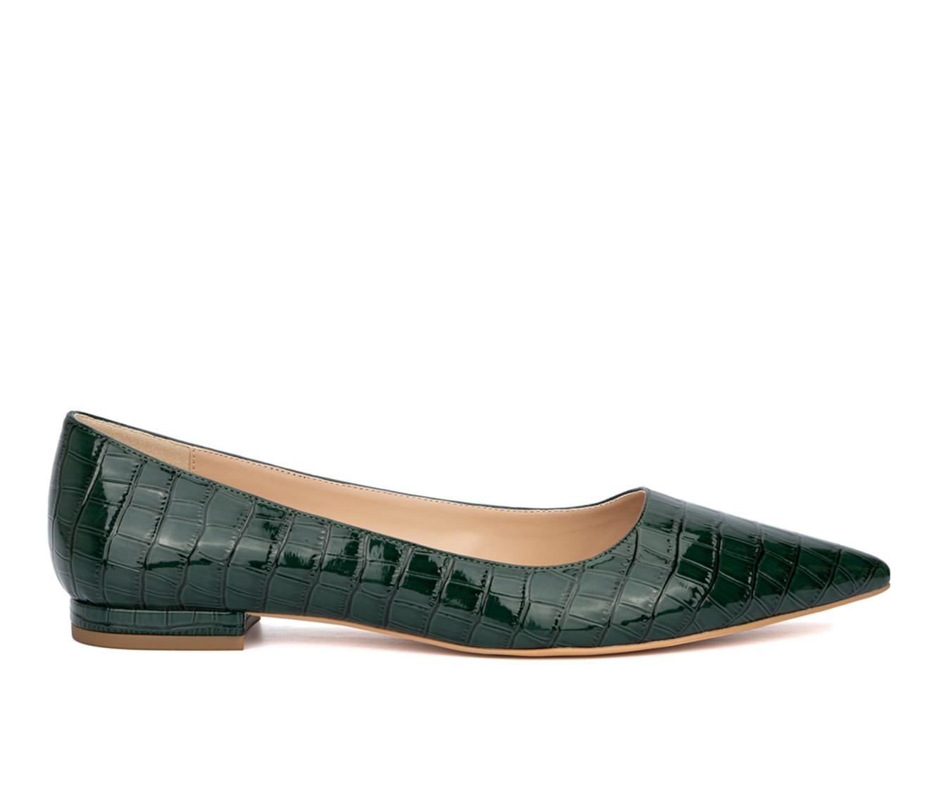 Women's Fashion to Figure Bailey Flats