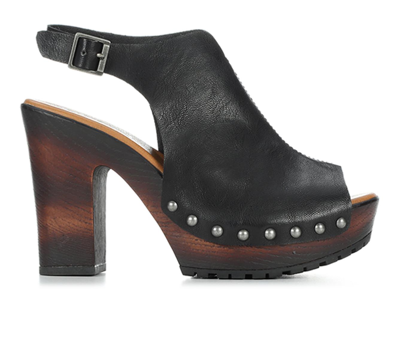 Retro Platform Clogs & Sandals | Chunky Platform Shoes | Shoe Carnival
