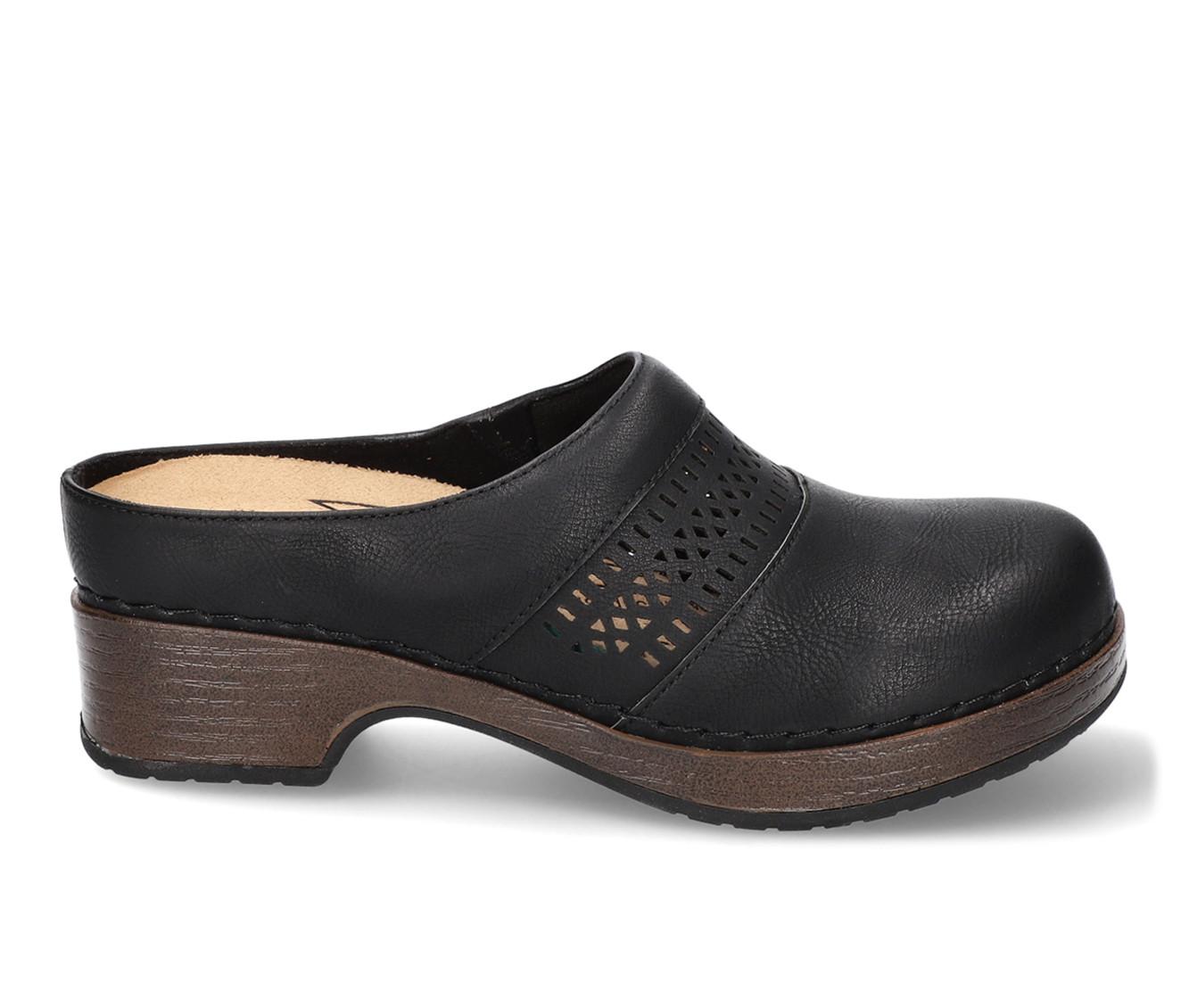 Women's Easy Works by Easy Street Sidra Slip Resistant Clogs