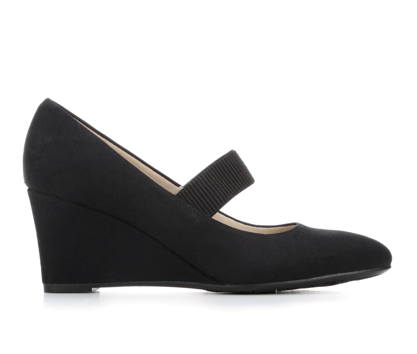 Lifestride hot sale black wedges