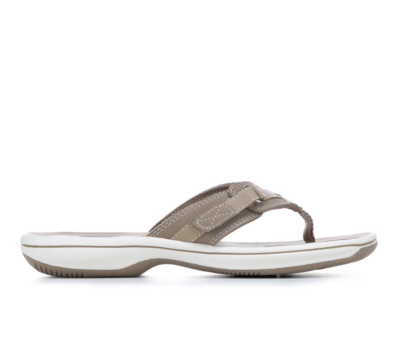 clarks flip flops