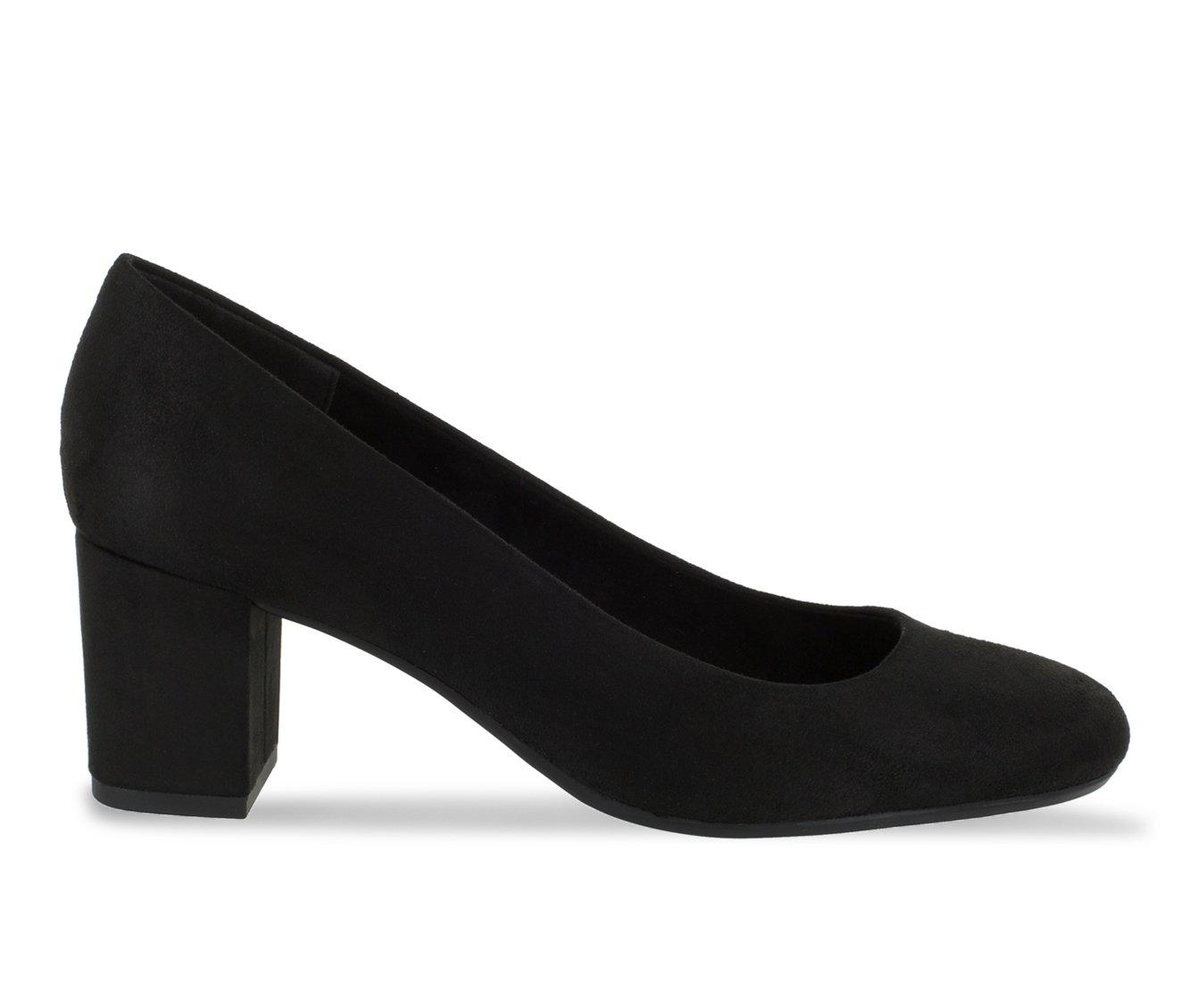Women's Easy Street Proper Pumps