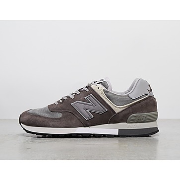 The tongue of the Packer Shoes New Balance 999 CML