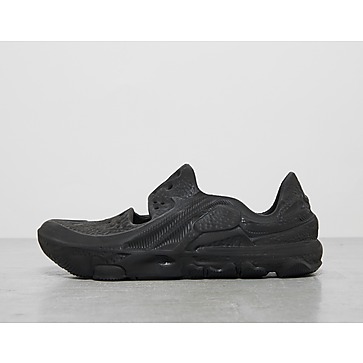 all black nike cortez sneakers gray
