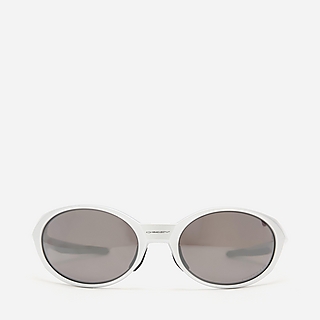 These cat eye-style sunglasses from