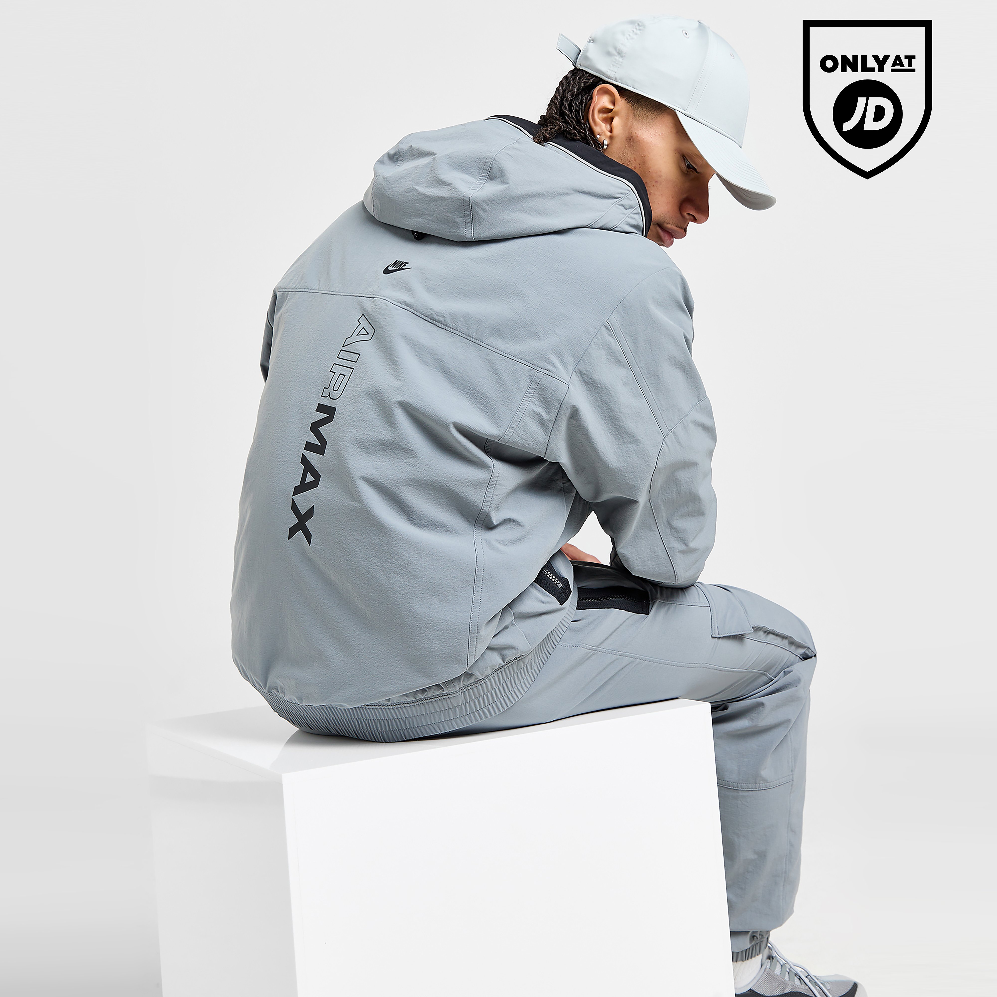 Nike Air Max Woven Jacket