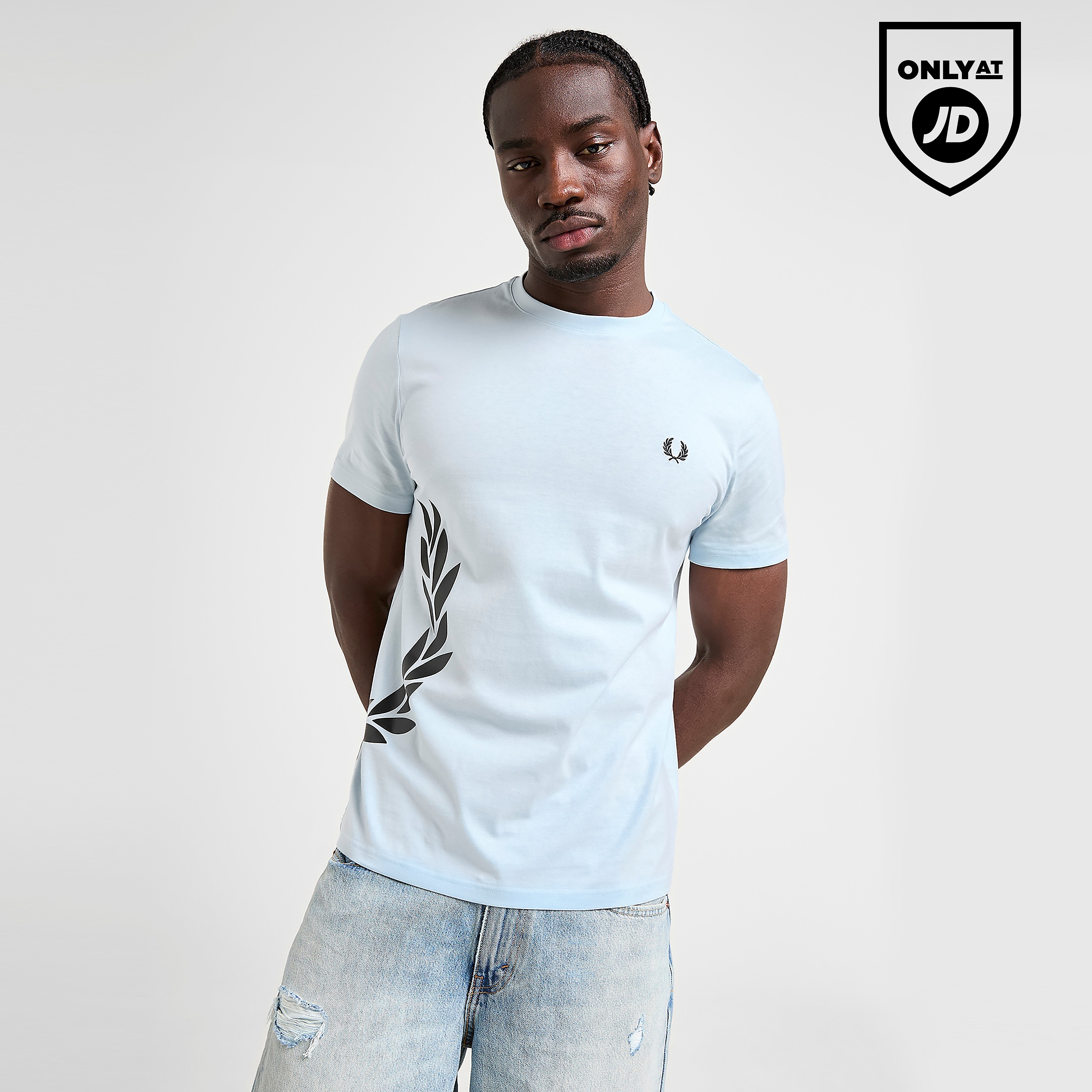 Fred Perry Oversized Laurel Wreath T-Shirt