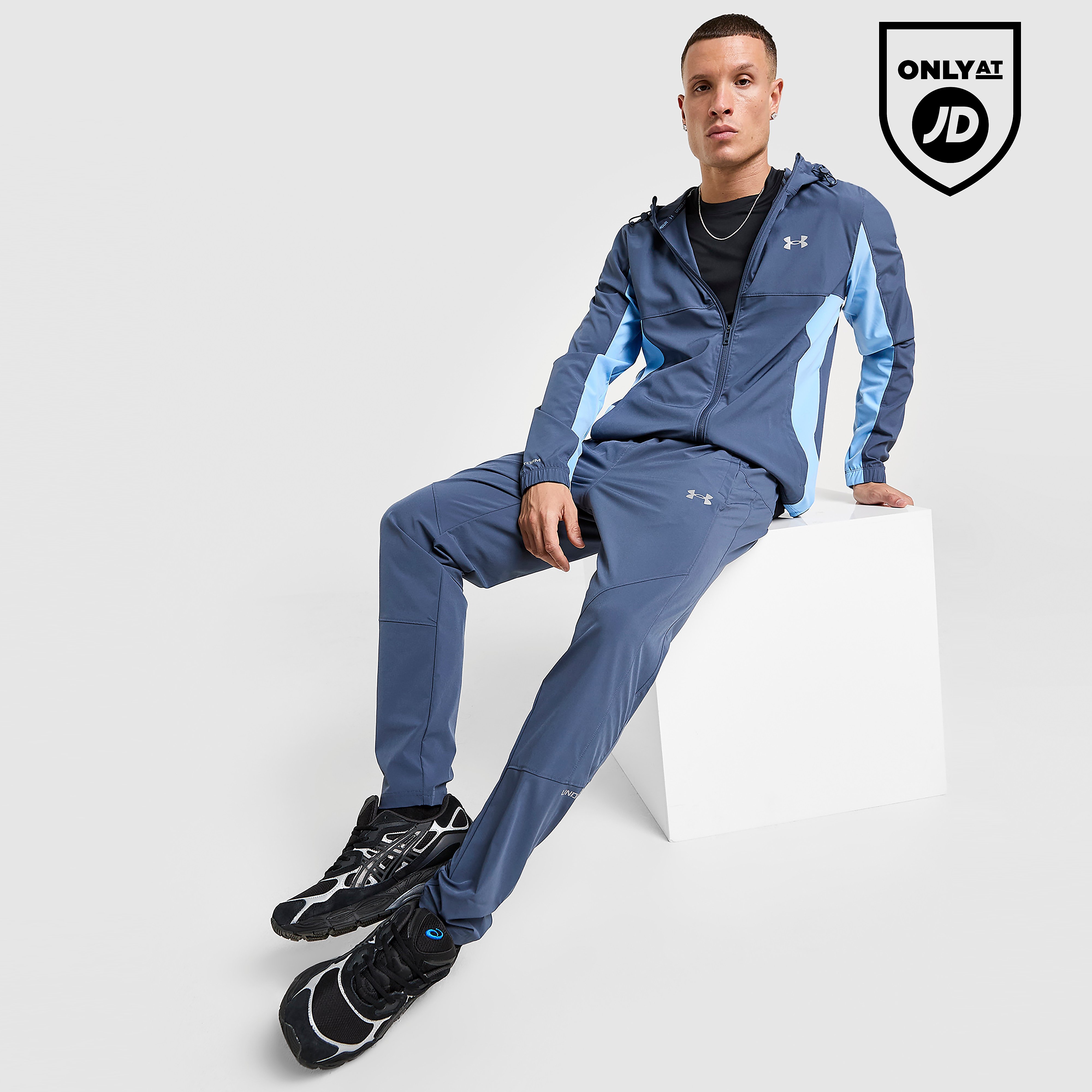 Under Armour Tech Hybrid Track Pants