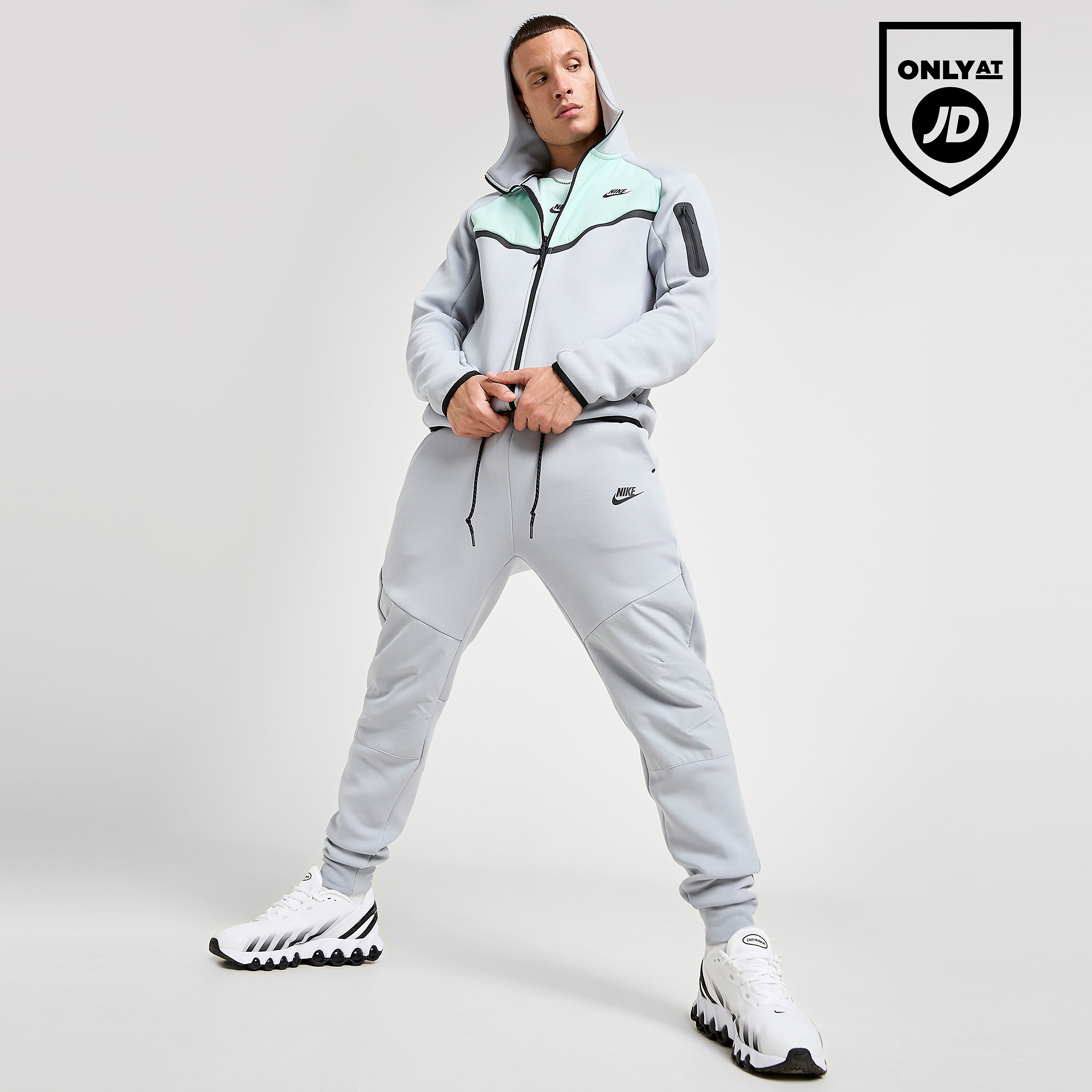 Nike Tech Mix Joggers