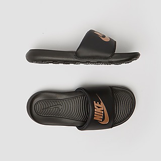 Vaccinere Støjende fjer Nike slippers en sandalen voor dames bestellen