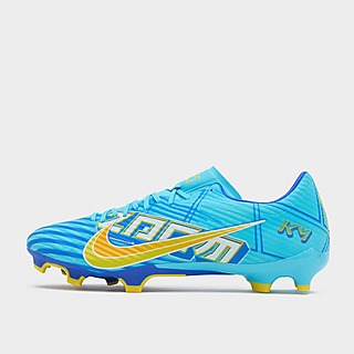 Football Boots, Turf Trainers & Shoes - Global