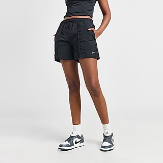 Nike Essential Woven 5" Shorts