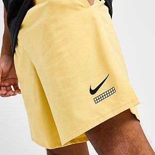 Nike Challenger Graphic Shorts