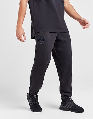 4 - 10  Black Adidas Clothing