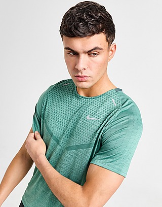 Nike TechKnit T-Shirt