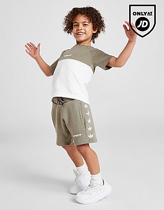 adidas Originals Repeat Trefoil T-Shirt/Shorts Set Children