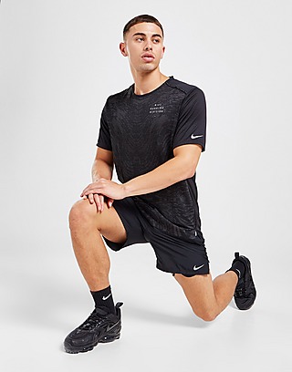 Nike Run Division Rise T-Shirt