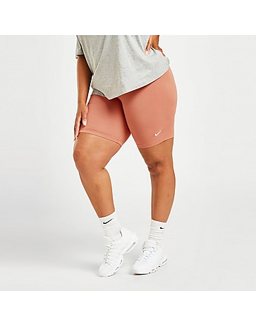Nike Plus Size Core Swoosh Cycle Shorts
