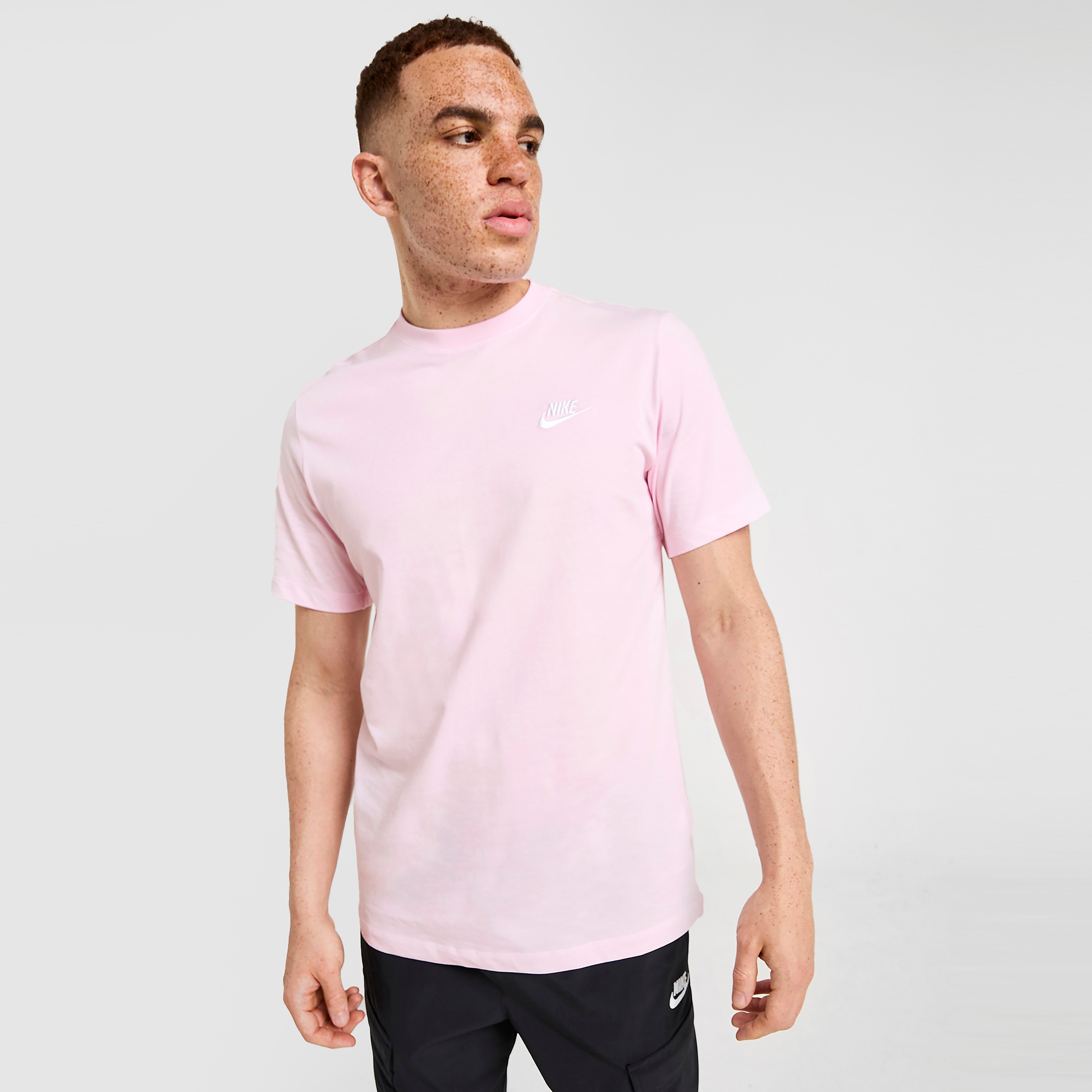 Nike Sportswear Club T-Shirt