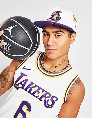 Purple New Era NBA LA Lakers Pinstripe Crew Sweatshirt - JD Sports NZ
