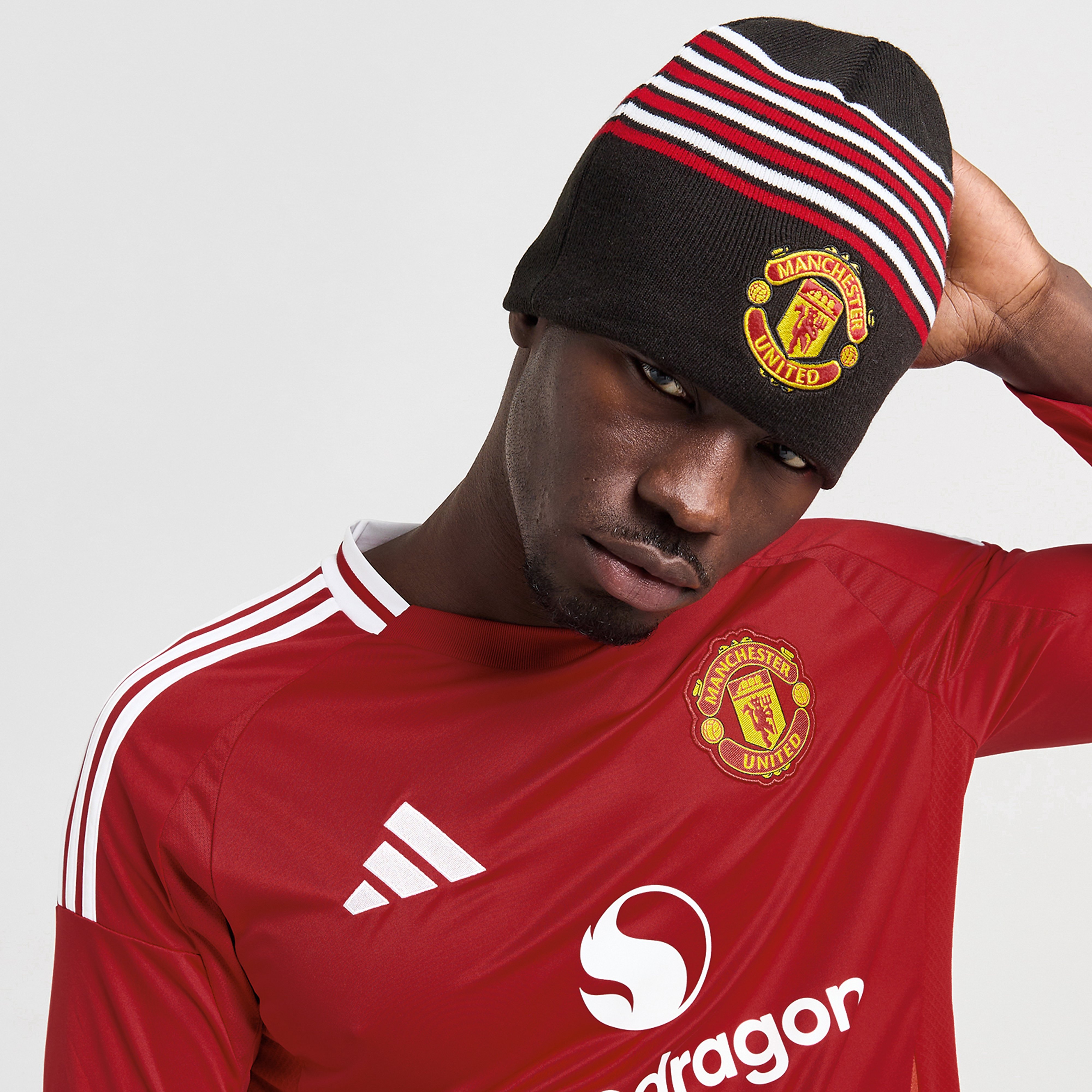 New Era Manchester United Skull Beanie Hat