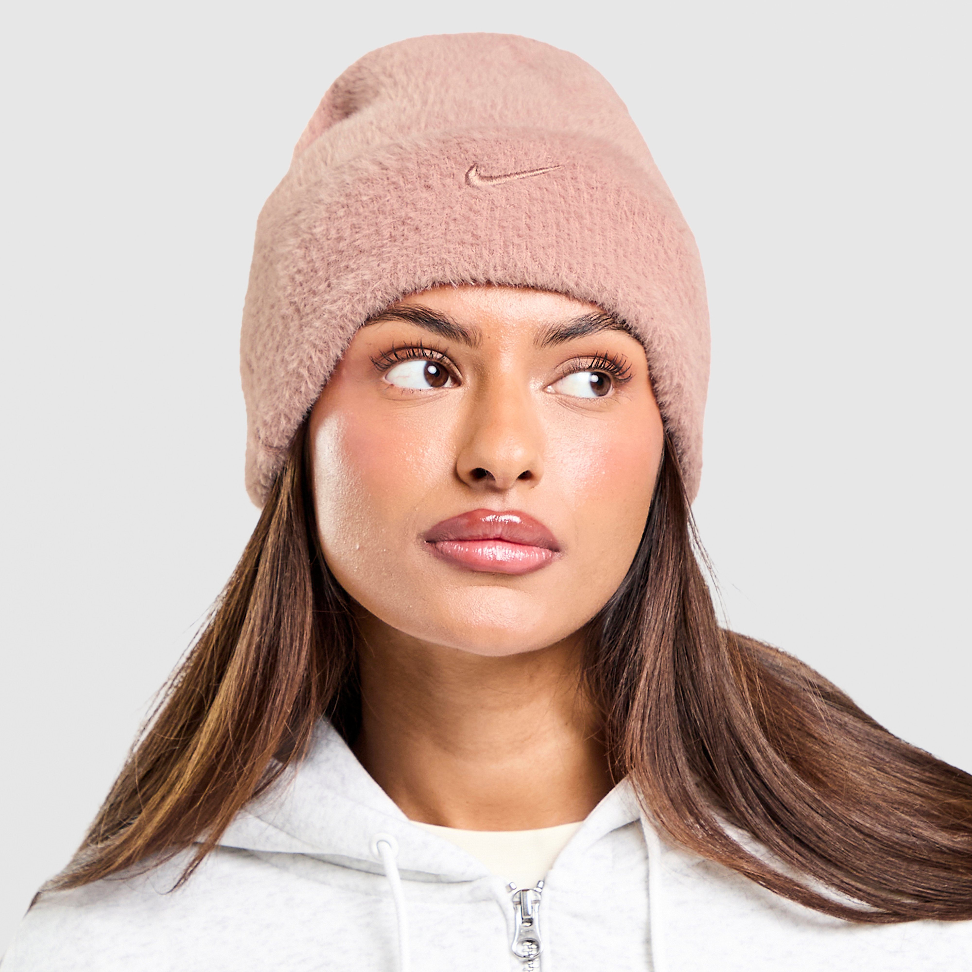 Nike Peak Cosy Beanie Hat