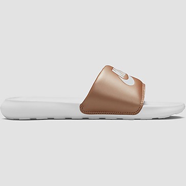 NIKE VICTORI ONE SLIPPERS WIT/BRONS DAMES