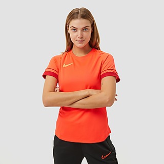 NIKE DRI-FIT ACADEMY PRO VOETBALSHIRT ROOD DAMES