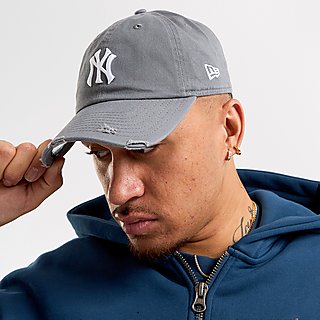 New Era Casual Classic NY Yankees Distressed Cap