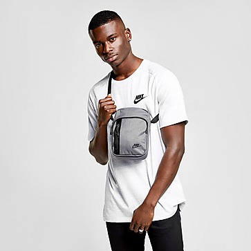 Nike  Core Small Items 3.0 Bag