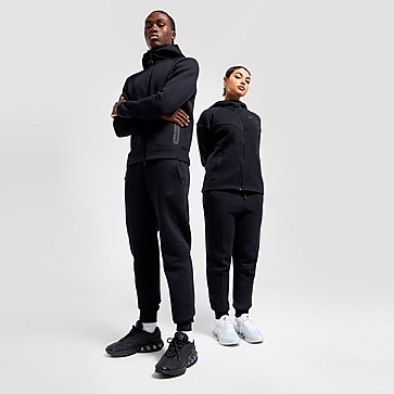 Nike Tech Fleece: Tracksuits, Hoodies & Joggers - JD Sports NZ